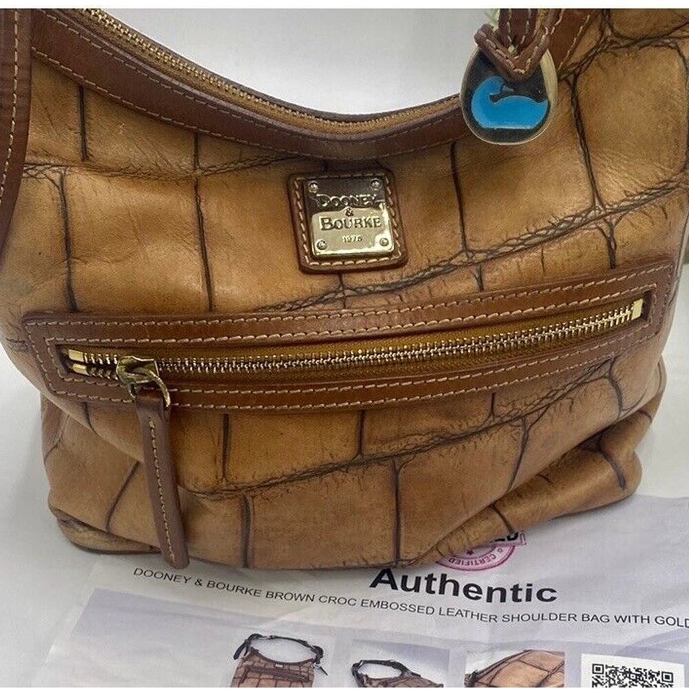 Dooney & Bourke Authenticated Cognac Croc Embossed Hobo‎ Bayou vintage Handbag